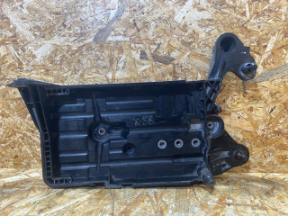 полка аккумулятора Volkswagen T-Roc 1 поколение [рестайлинг] 2024, 2.0 л., бензин, 5Q0915331K