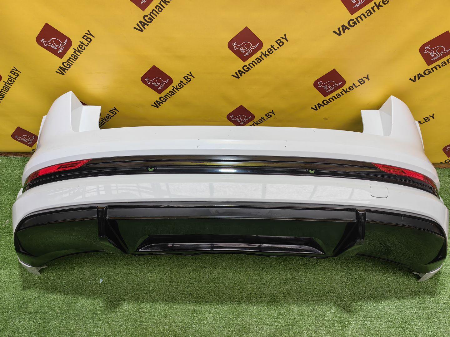 бампер задний Audi e-tron Sportback 1 поколение 2020, электро, 4KE807067, 4KE807434C