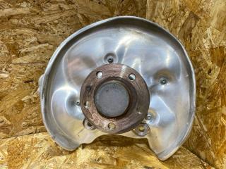 кулак задний правый Audi A4 B9 2016, 2.0 л., бензин, 8W0505432S