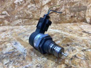 pегулятор давления топлива Volkswagen Transporter T6 2018, 2.0 л., дизель, 057130764H