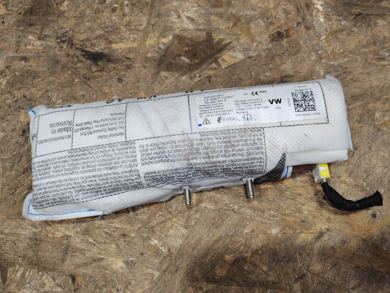 подушка безопасности сиденья Volkswagen Touareg 3 поколение 2019, 3.0 л., дизель, 760880441D - фото №1