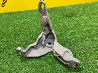 кронштейн КПП Audi A8 D5 2019, 3.0 л., дизель, 4M0399114B