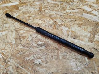 амортизатор капота Audi A4 B9 2016, 2.0 л., бензин, 8W0823359A