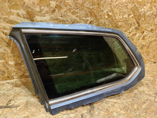 стекло кузовное боковое левое Volkswagen Passat B8 2016, 2.0 л., дизель, 3G9845297CA