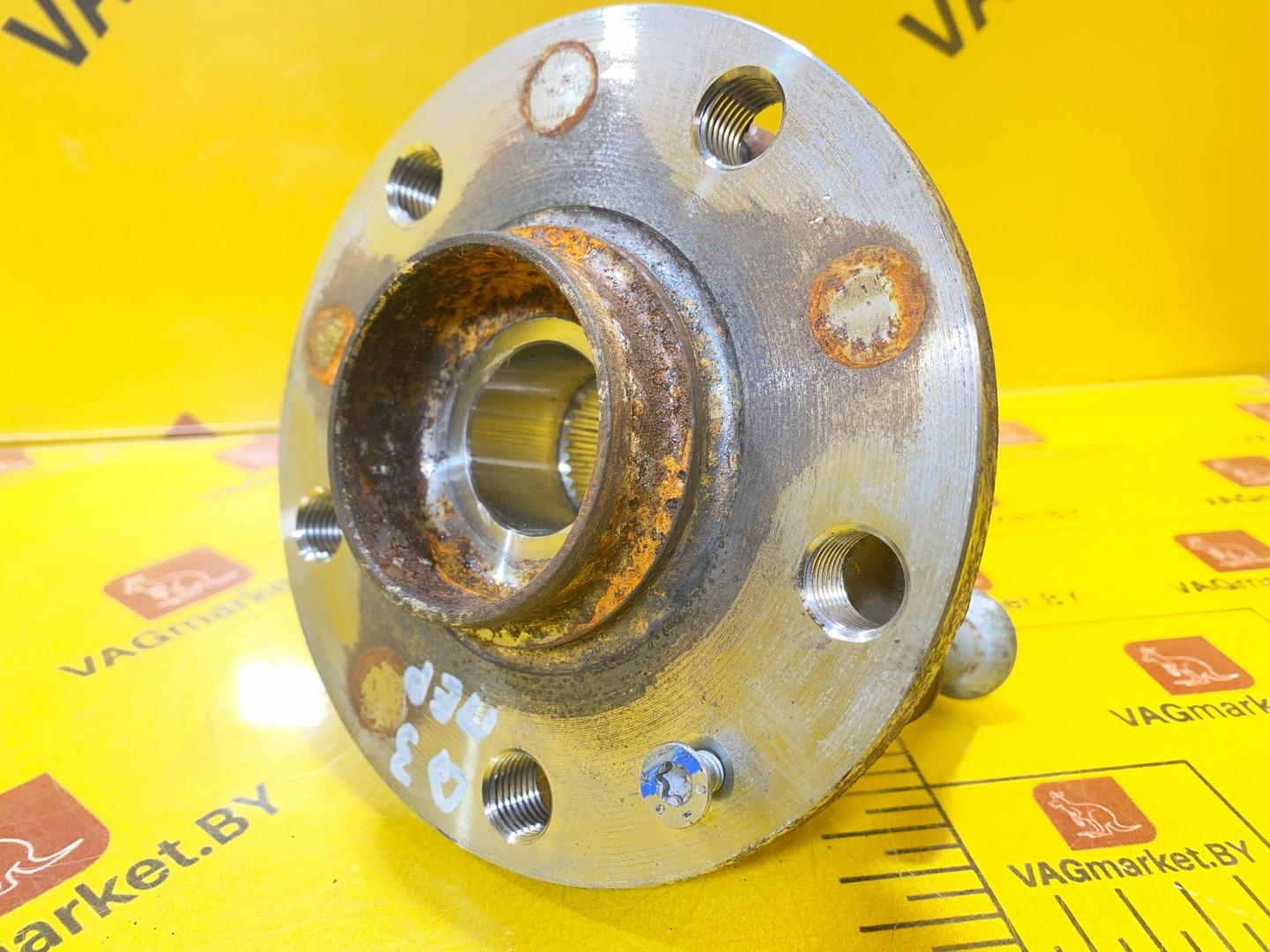 ступица передняя Audi Q3 F3 2021, 2.0 л., бензин, 5Q0407621E