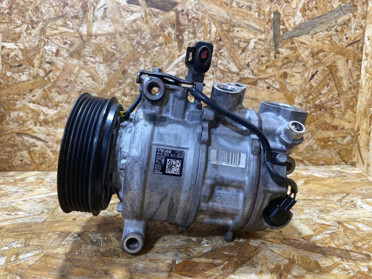 компрессор кондиционера Audi Q7 4M 2016, 3.0 л., дизель, 4M0820803J - фото №1