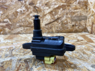 замок лючка топливного бака Volkswagen Passat B8 2016, 2.0 л., дизель, 510810773