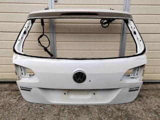 крышка багажника (дверь 3-5) Volkswagen Passat B7 2014, 2.0 л., дизель, 3AF827025A