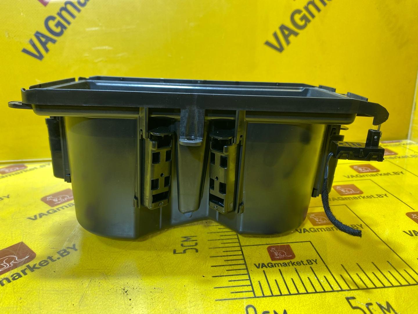 подстаканник Audi Q3 F3 2021, 2.0 л., бензин, 83A862533 - фото №4