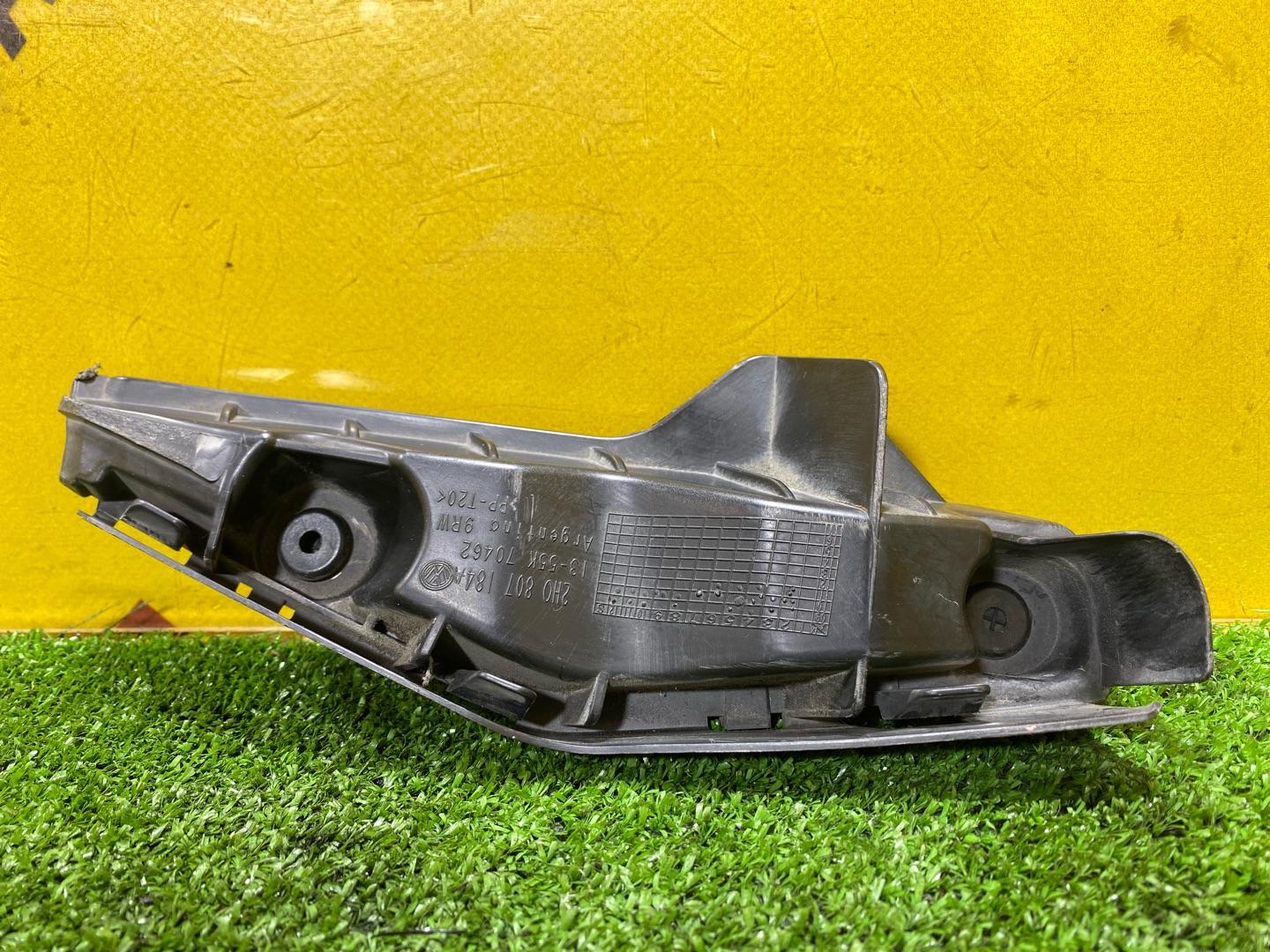 Крепление бампера переднего Volkswagen Amarok 1 поколение 2H 2012, 2.0 л., дизель, 2H0807184A