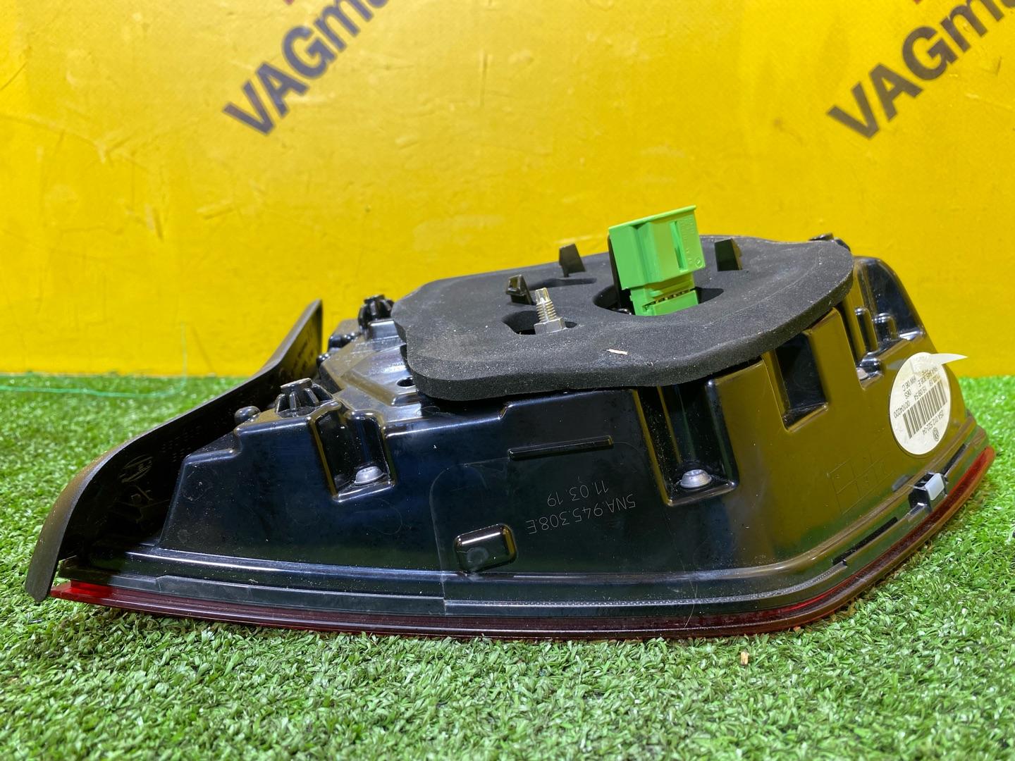 фонарь крышки багажника правый Volkswagen Tiguan 2 поколение 2020, 2.0 л., бензин, 5NA945308E - фото №4