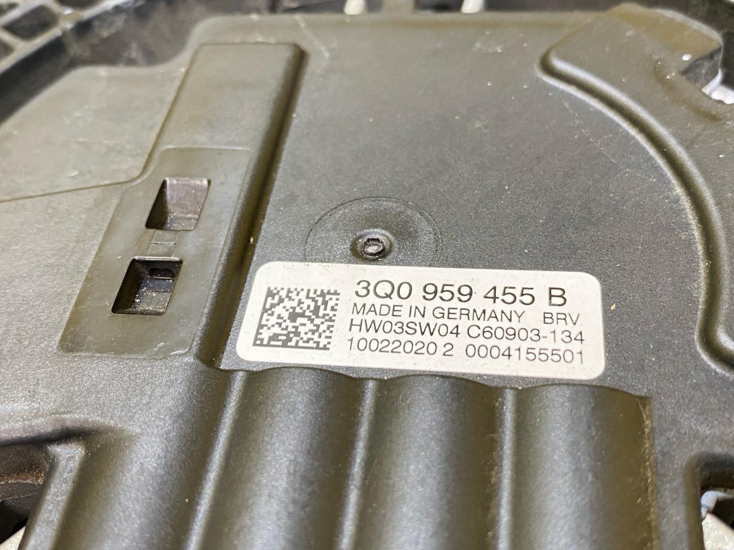 диффузор вентилятора Volkswagen Tiguan 2 поколение 2020, 2.0 л., бензин, 3Q0121205B, 3Q0959455B, 3Q0959455C - фото №10