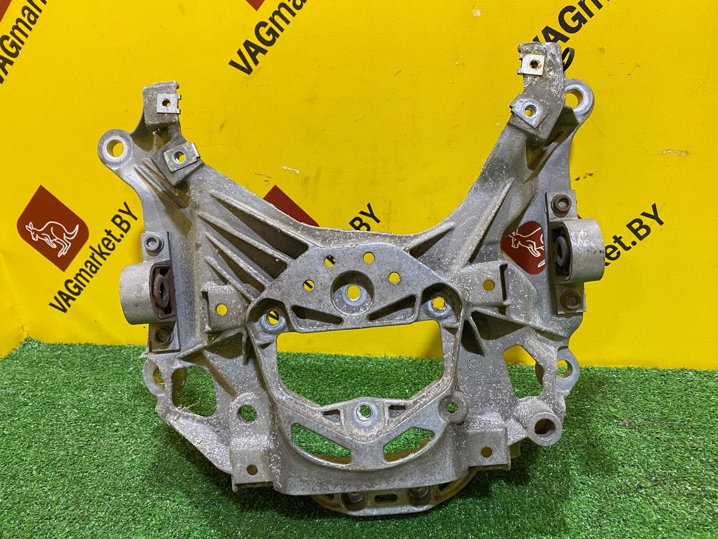 кронштейн КПП Audi A8 D5 2019, 3.0 л., дизель, 4N0399262