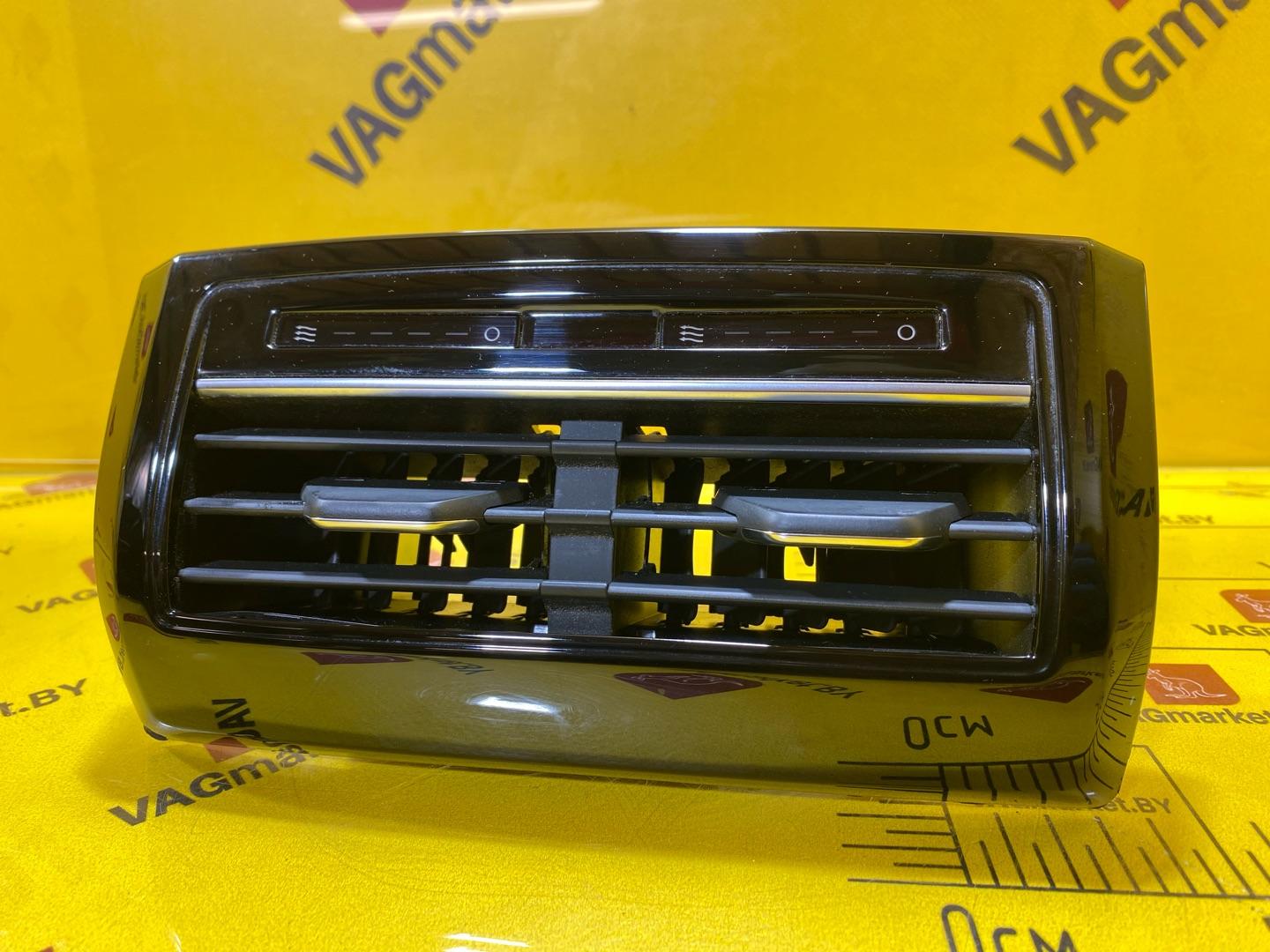 дефлектор обдува салона Audi A8 D5 2019, 3.0 л., дизель, 4N0819203