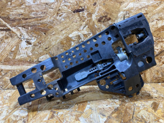 скелет ручки двери передней левой Audi Q7 4M 2016, 3.0 л., дизель, 4M0837885A