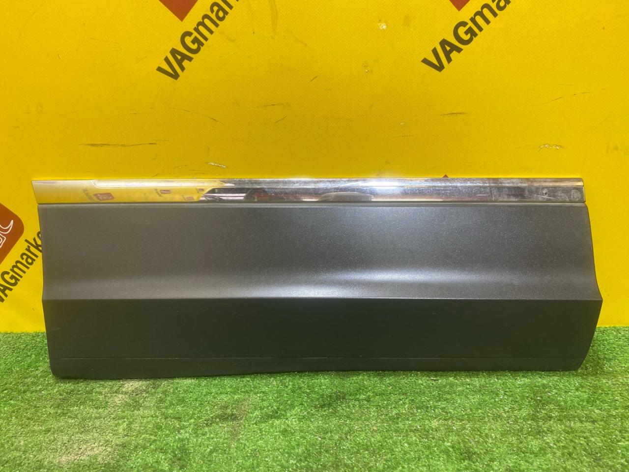 молдинг двери задней правой Volkswagen Tiguan 2 поколение 2016, 2.0 л., бензин, 5NA854950P - фото №1