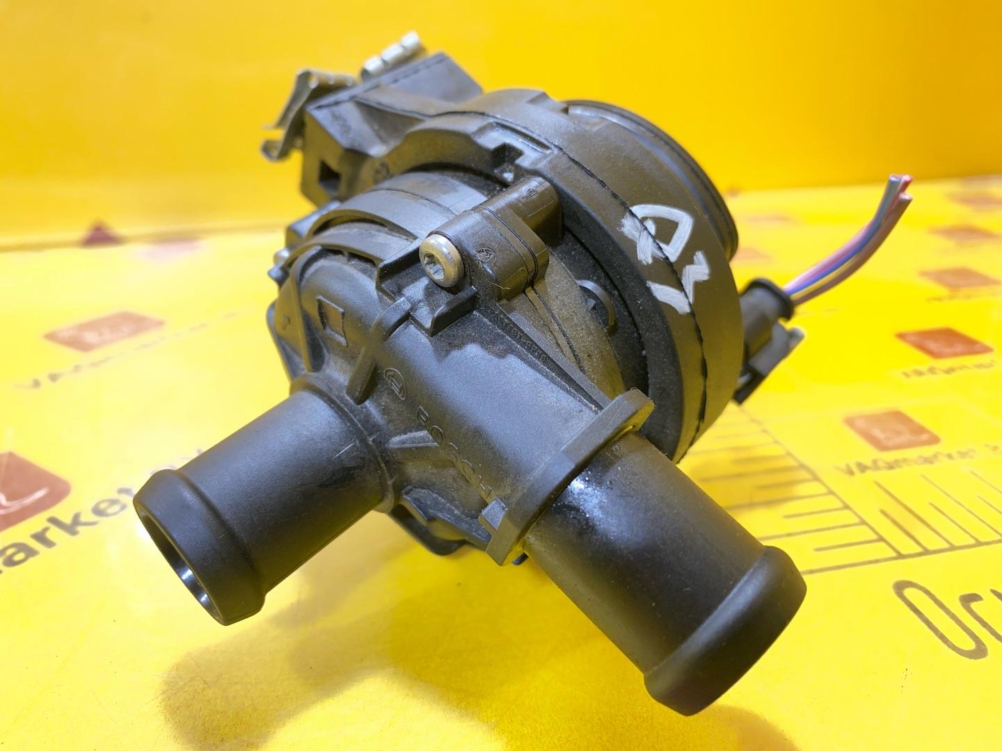 насос антифриза дополнительный Audi Q3 F3 2021, 2.0 л., бензин, 2Q0965567B