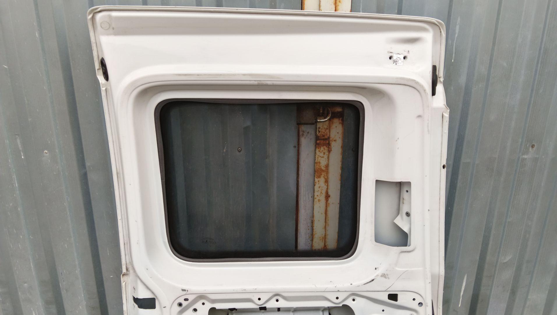 дверь сдвижная Volkswagen Caddy 4 поколение 2018, 2.0 л., дизель, 2K3843107B - фото №9