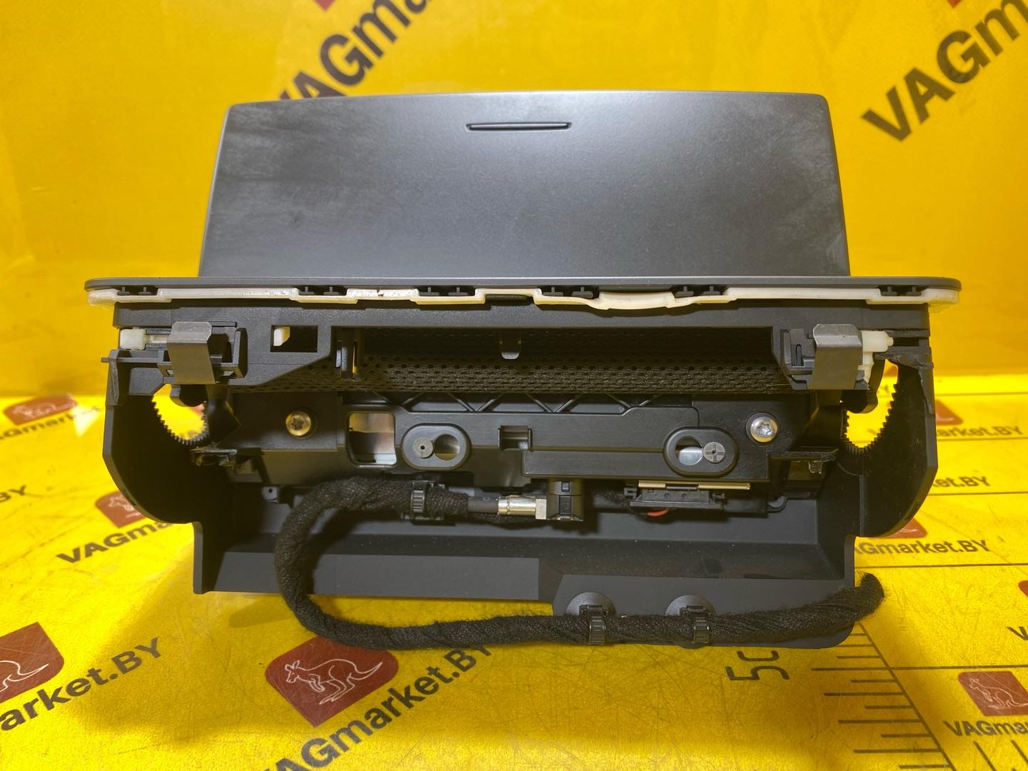 монитор мультимедиа Audi Q3 8U 2012, 2.0 л., бензин, 8U0857273A, 8U0919604A - фото №5