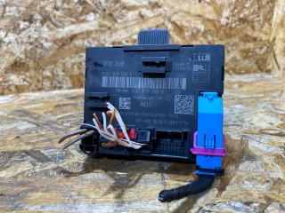 модуль управления двери Volkswagen Passat B8 2016, 2.0 л., дизель, 5Q0959592B