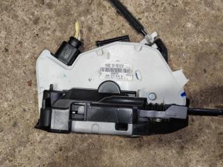 замок двери задней правой Volkswagen Amarok 1 поколение 2H [рестайлинг] 2018, 3.0 л., дизель, 2H0839016D