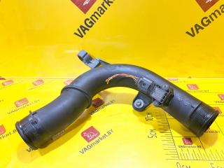 патрубок интеркулера Skoda Octavia 3 поколение (A7) 2016, 1.8 л., бензин, 5Q0145770B