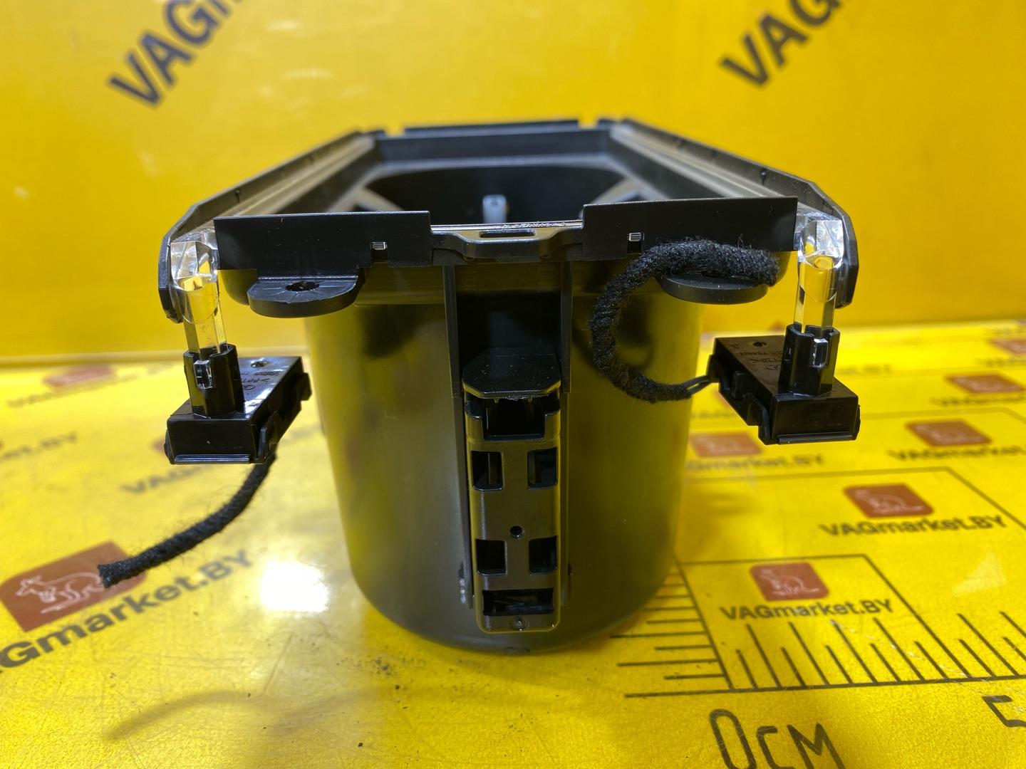 подстаканник Audi Q3 F3 2021, 2.0 л., бензин, 83A862533 - фото №5