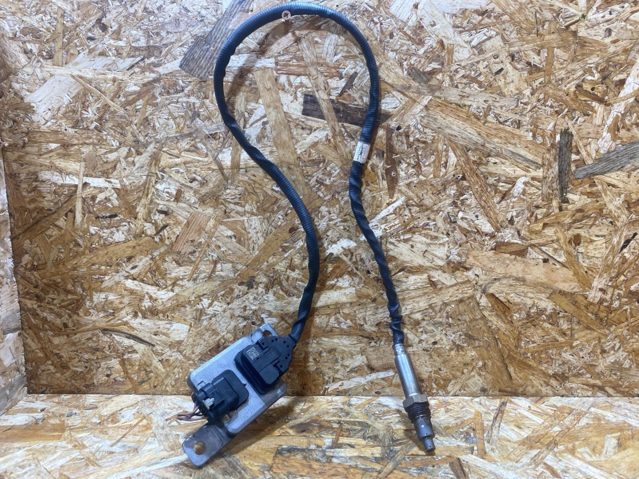 Датчик NOx Audi Q7 4M 2016, 3.0 л., дизель, 4M0907807B - фото №1