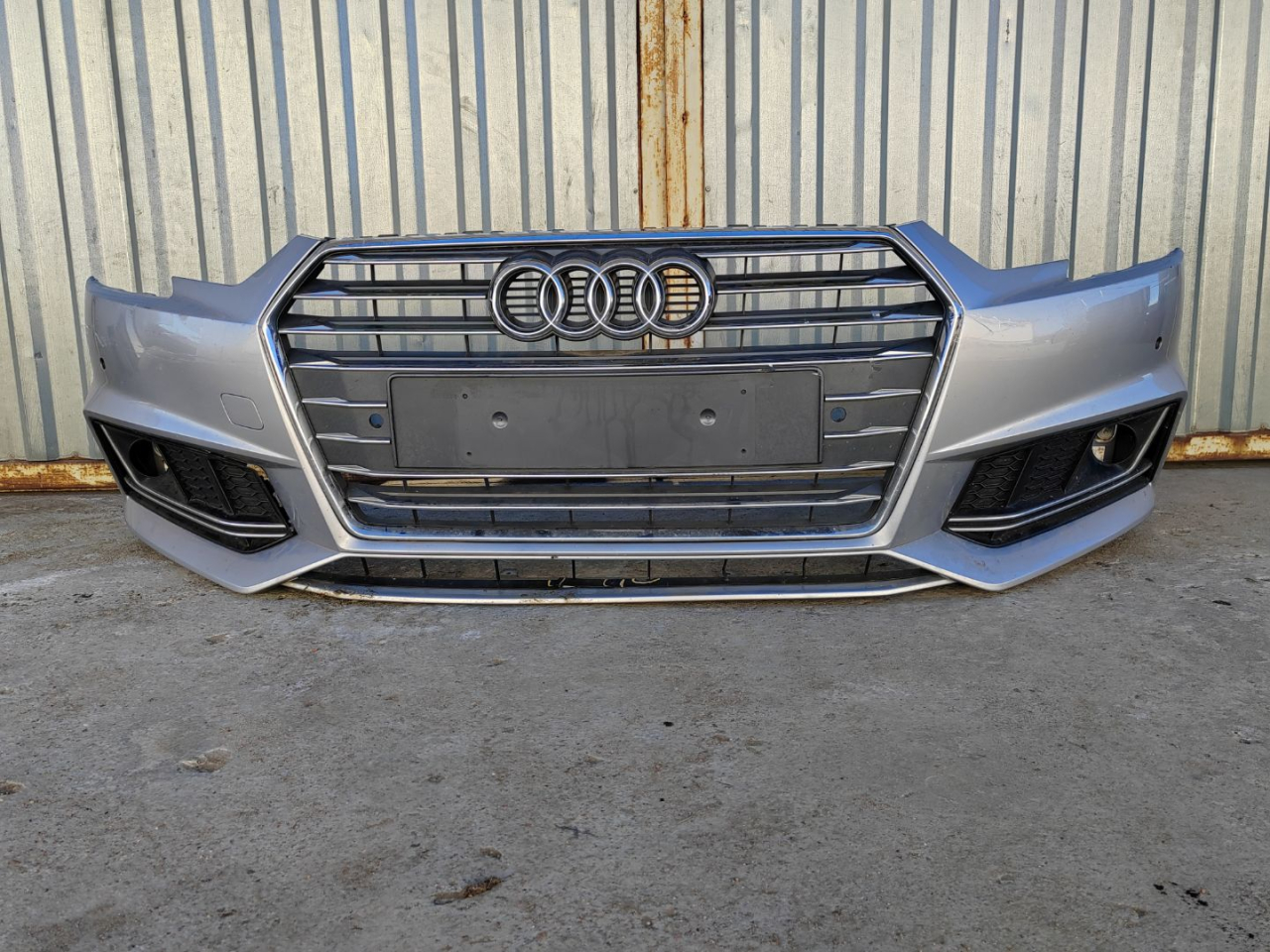 бампер передний Audi A4 B9 2016, 2.0 л., бензин, 8W0807065H - фото №1