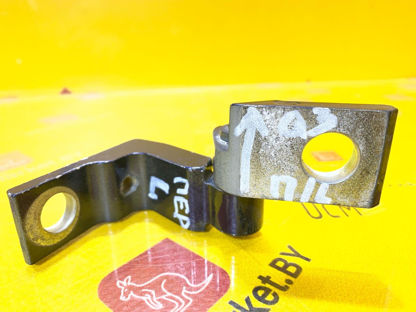 петля двери Audi Q3 F3 2021, 2.0 л., бензин, 8W0833403A - фото №4