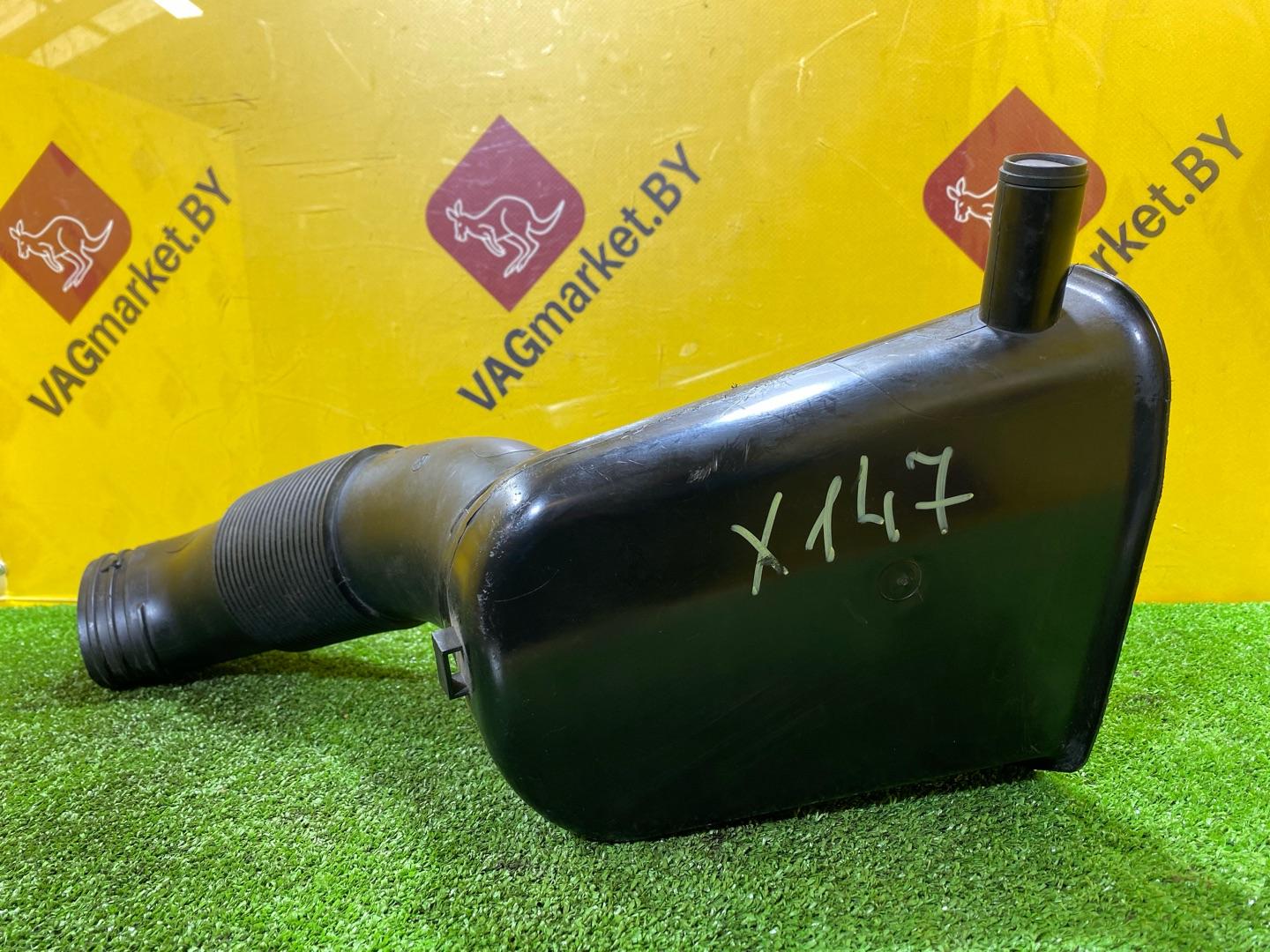 воздухозаборник Volkswagen Amarok 1 поколение 2H 2012, 2.0 л., дизель, 2H0129604, 2H0129618 - фото №5