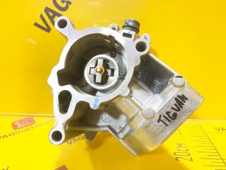 насос вакуумный Volkswagen Tiguan 2 поколение [рестайлинг] 2021, 2.0 л., бензин, 06L145100K