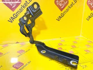 петля капота правая Audi Q3 F3 (2018 - 2026), 83A823302