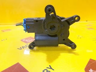 моторчик заслонки печки Volkswagen Caddy 4 поколение 2016, 1.4 л., бензин, 1K0907511Q