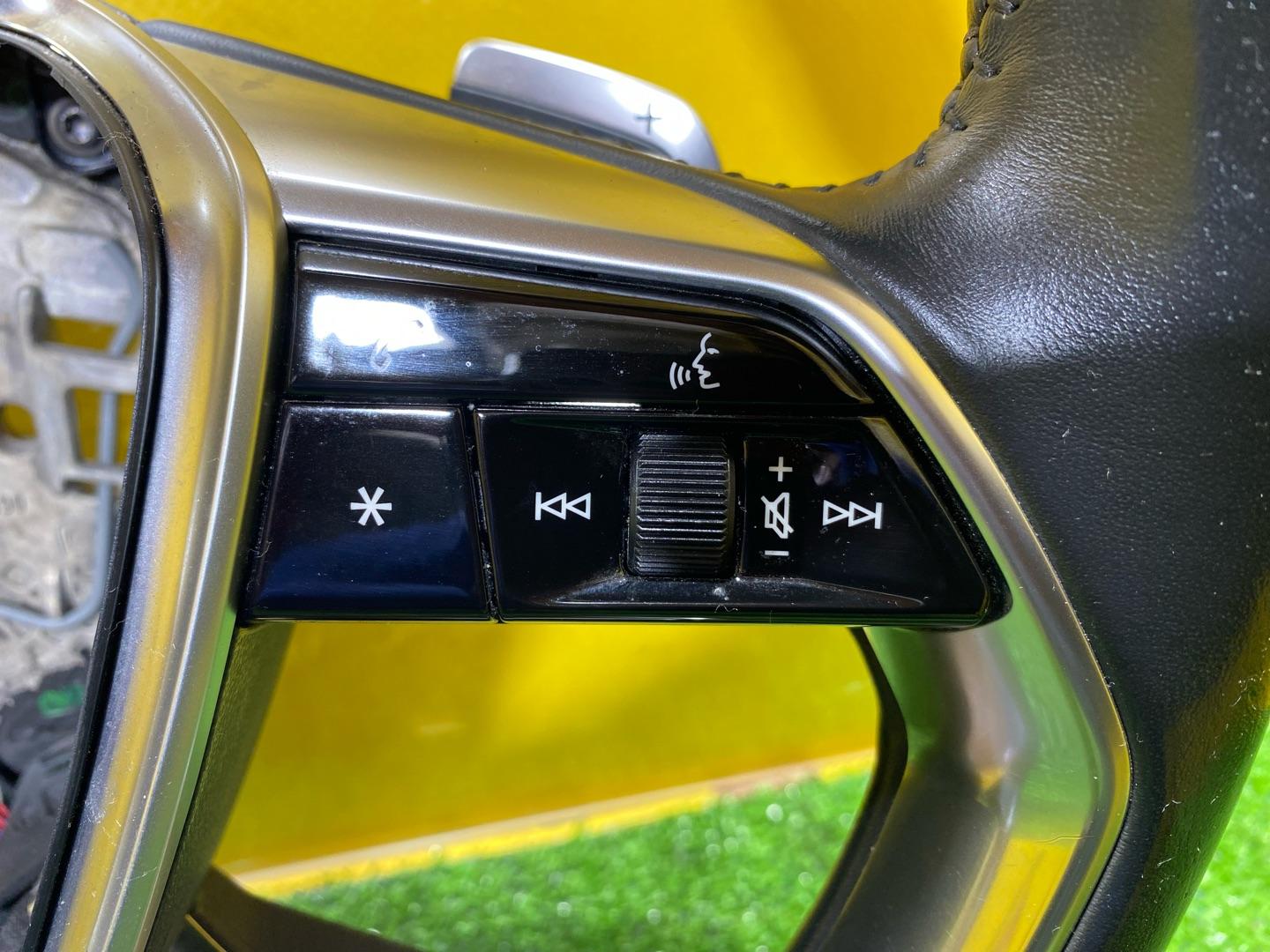 руль Audi e-tron Sportback 1 поколение 2020, электро, 4KE419091A - фото №2