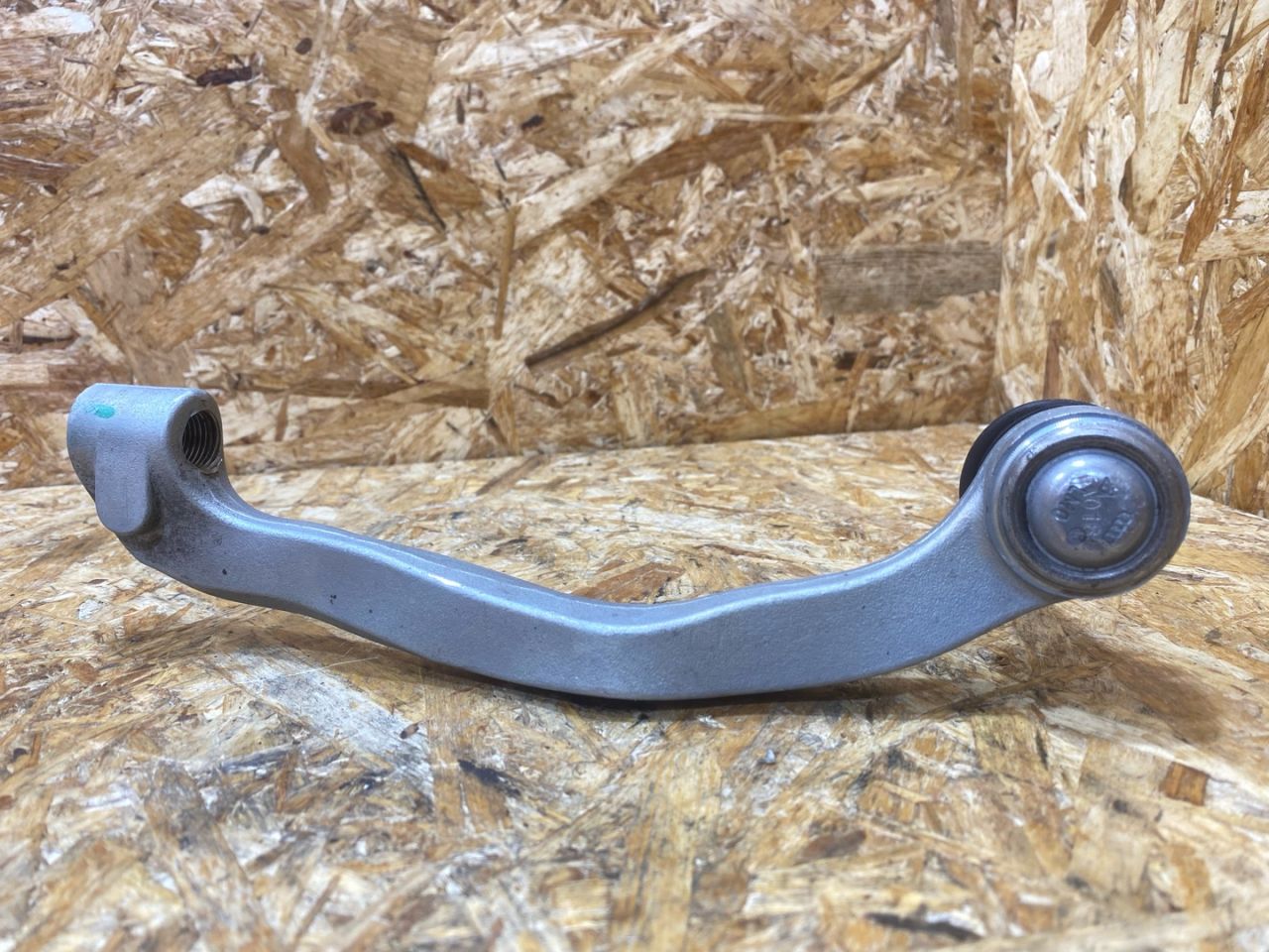 наконечник рулевой Volkswagen Transporter T6 2018, 2.0 л., дизель - фото №1