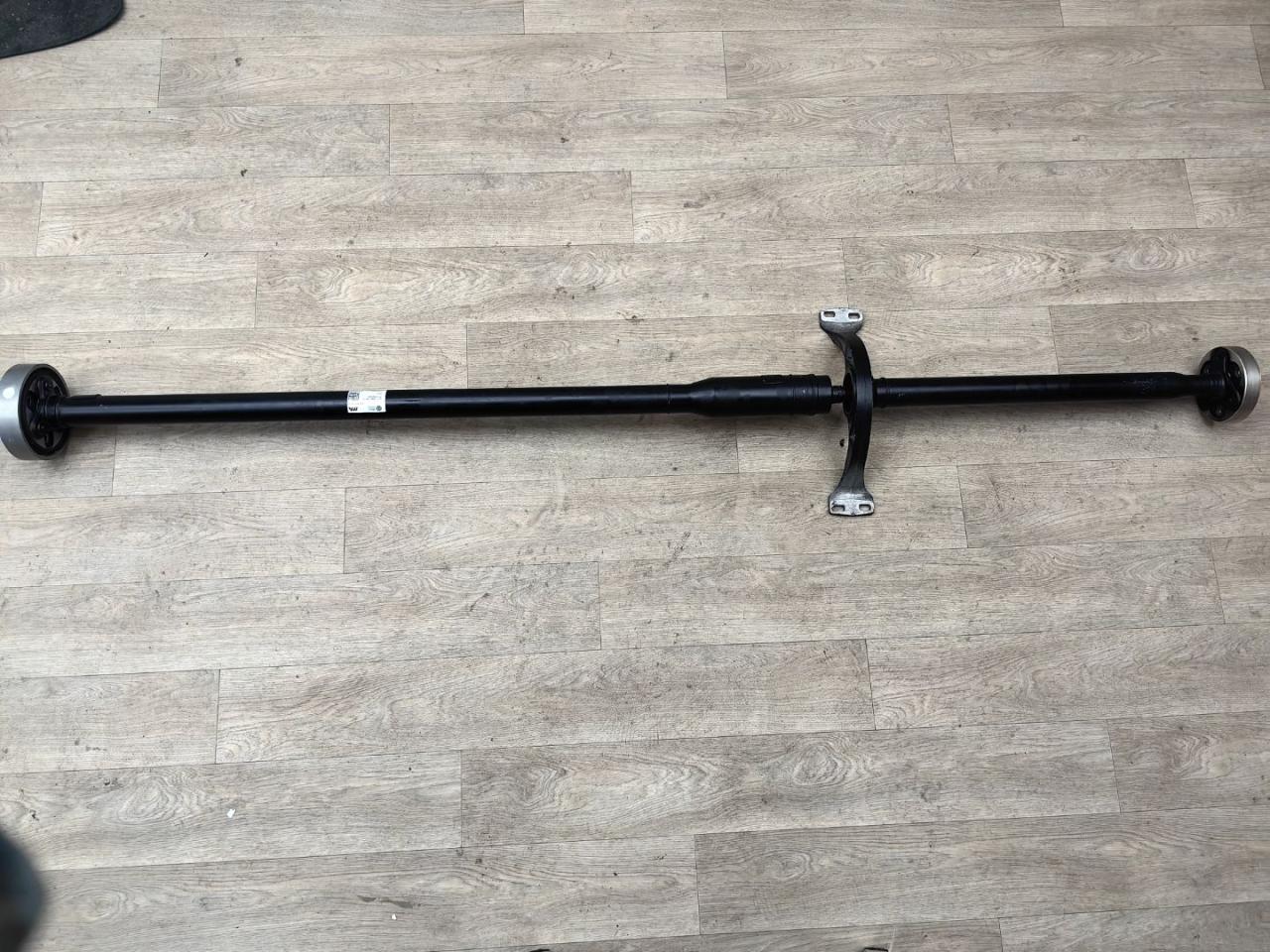 карданный вал Audi Q3 F3 (2018 - 2026), 5QF521101P - фото №1