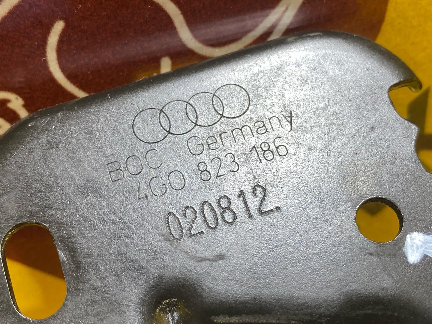 замок капота Audi Q3 8U 2012, 2.0 л., бензин, 4G0823186 - фото №6