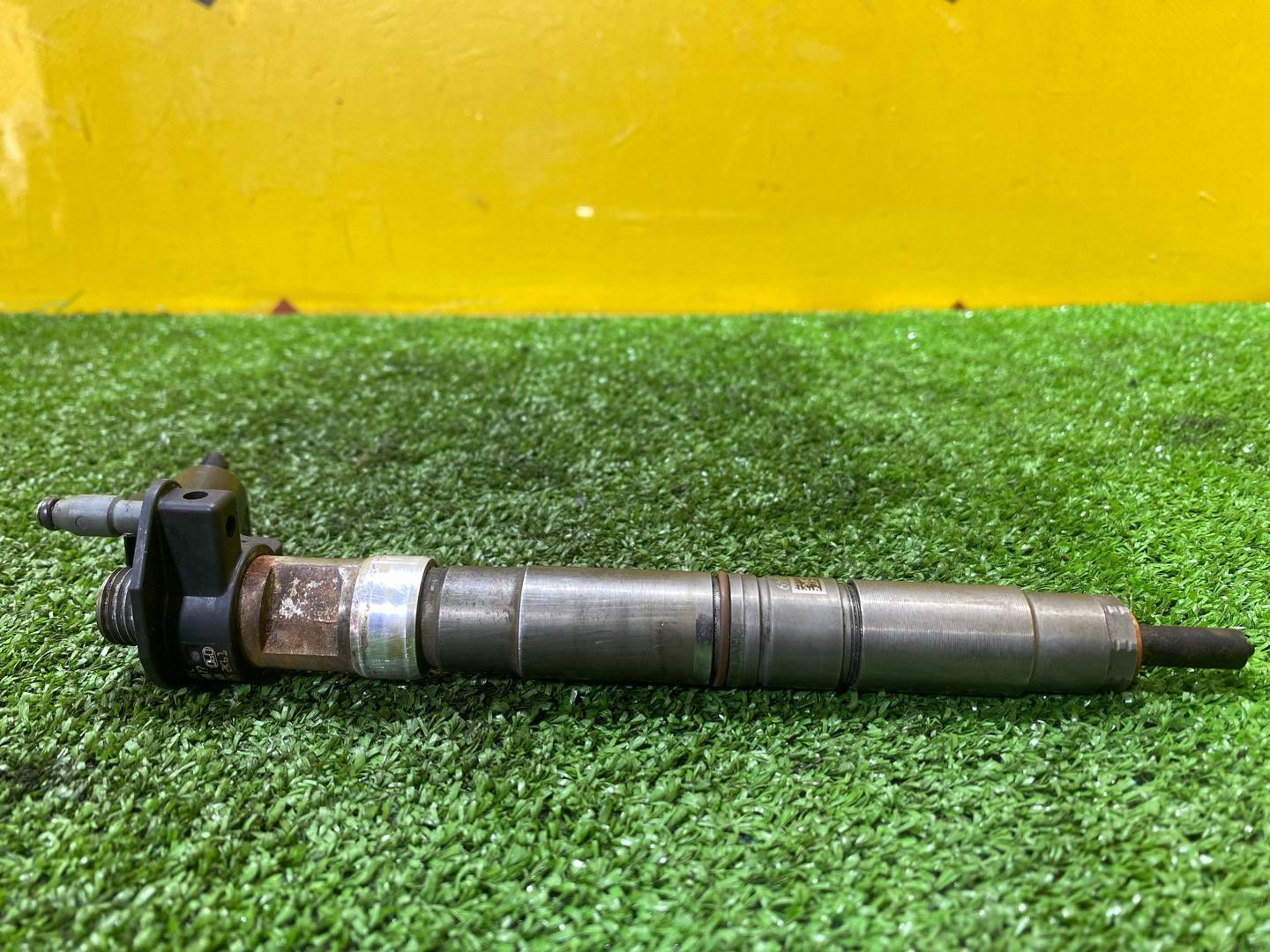 форсунка Volkswagen Amarok 1 поколение 2H 2012, 2.0 л., дизель, 03L130277C - фото №4