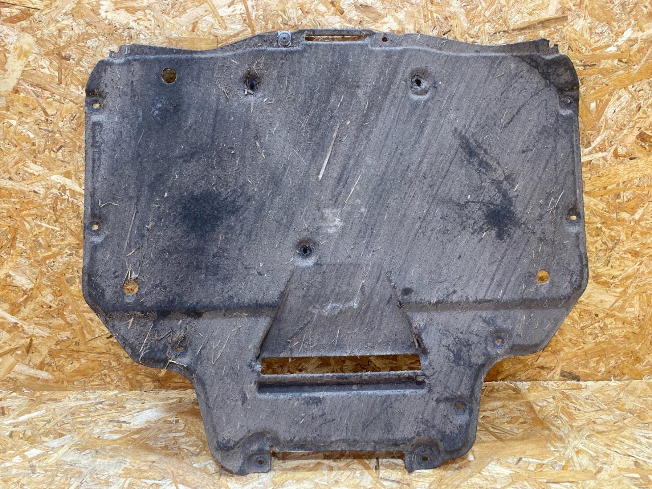 защита КПП Volkswagen Touareg 3 поколение 2019, 3.0 л., дизель, 4M0825236AE - фото №1