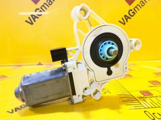 моторчик стеклоподъемника Audi A8 D5 2019, 3.0 л., дизель, 4K0959801