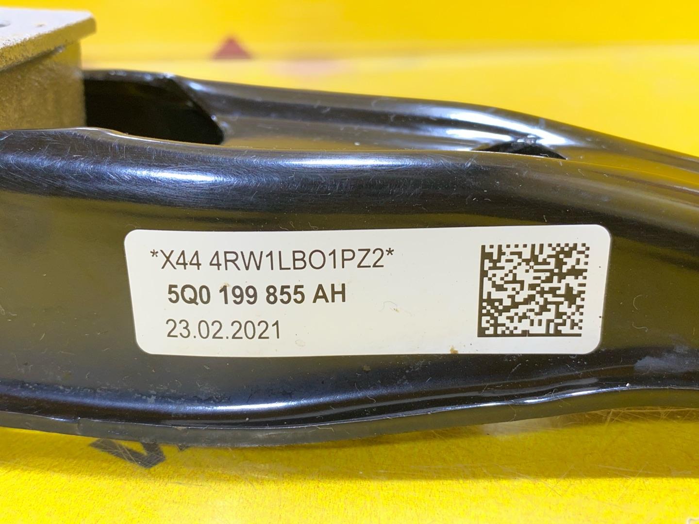 кронштейн двигателя Volkswagen Tiguan 2 поколение 2020, 2.0 л., бензин, 5Q0199855AH - фото №5
