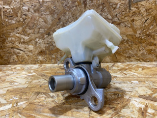 цилиндр тормозной главный Porsche Macan 1 поколение 2016, 3.0 л., дизель, 95B612021C