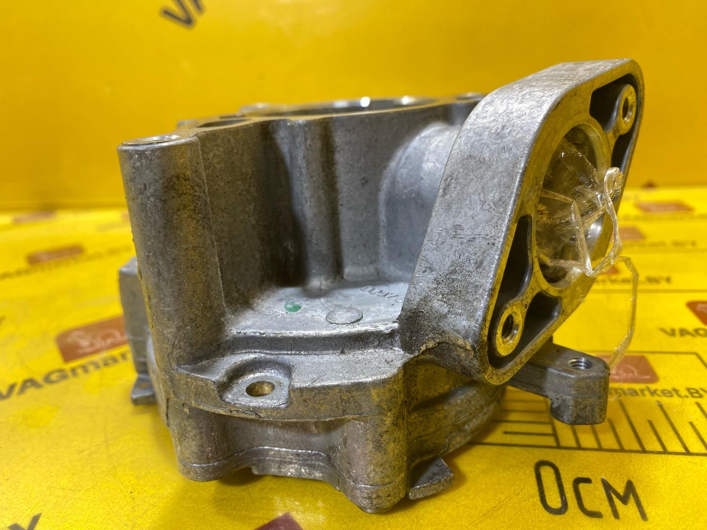 насос вакуумный Audi Q3 F3 2021, 2.0 л., бензин, 06K145100AE - фото №4