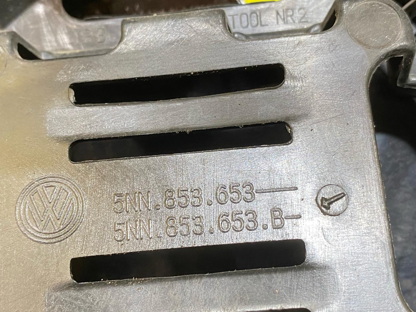 решетка радиатора Volkswagen Tiguan 2 поколение 2020, 2.0 л., бензин, 5NN853651Q - фото №12