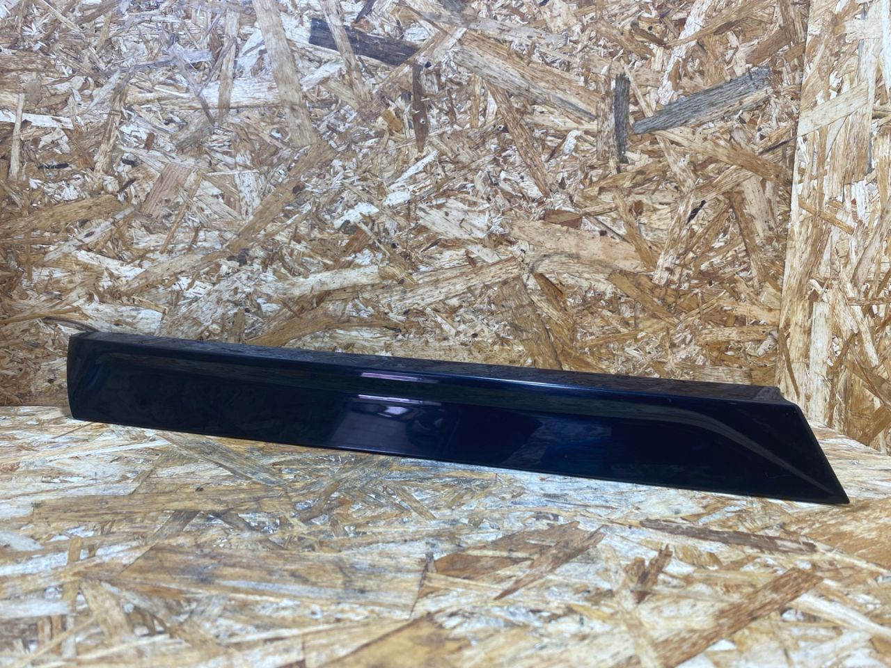 спойлер Audi Q7 4M 2016, 3.0 л., дизель, 4M0854872A - фото №1