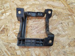 Кронштейн крепления датчика мертвых зон Audi A4 B9 2016, 2.0 л., бензин, 8W0907175