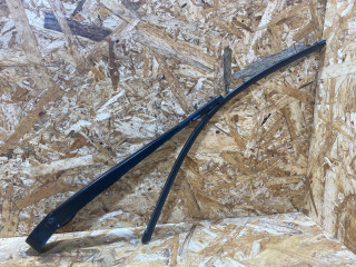 щеткодержатель задний Porsche Macan 1 поколение 2016, 3.0 л., дизель, 97062816901, 97062812300