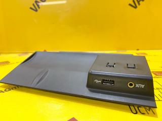 разъем AUX / USB Skoda Octavia 3 поколение (A7) 2016, 1.8 л., бензин, 5Q0035726E, 5Q0035724