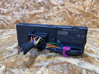 блок управления крышкой багажника Audi Q7 4M [рестайлинг] 2022, 3.0 л., бензин, 4M8959107A